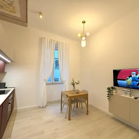 Viale 1880 Apartment *